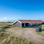 Nyaraló Jaana - 10m From The Sea By Interhome *