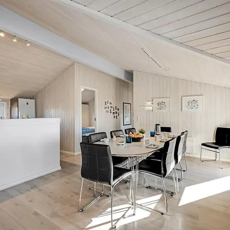 Jaana - 10m From The Sea By Interhome Nyaraló *